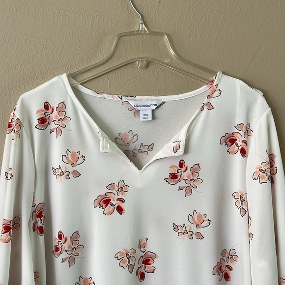 Liz Claiborne Blouse White Floral Print V Neck Opening Size XXL Short Sleeve - Picture 2 of 14